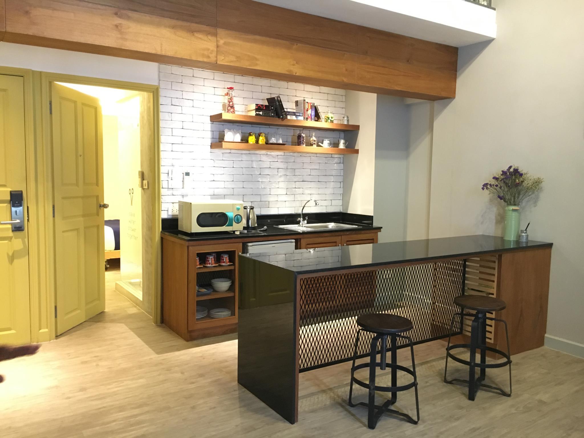 Nandha Hotel Бангкок Экстерьер фото