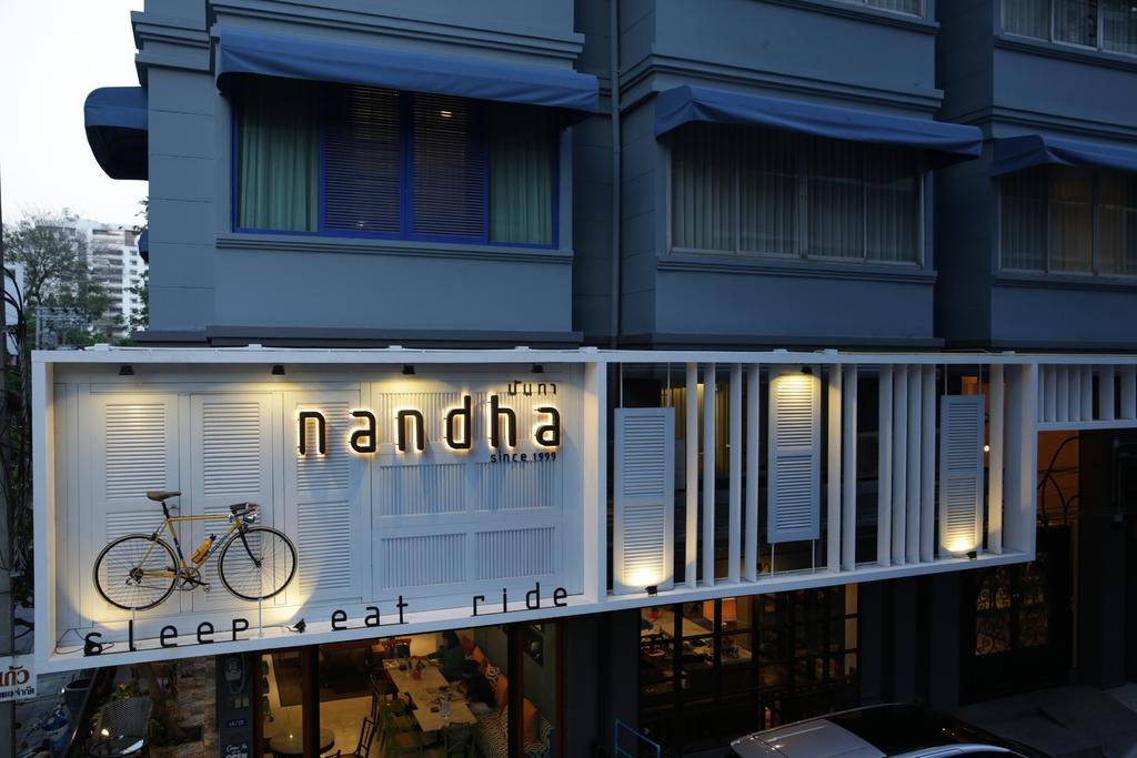 Nandha Hotel Бангкок Экстерьер фото