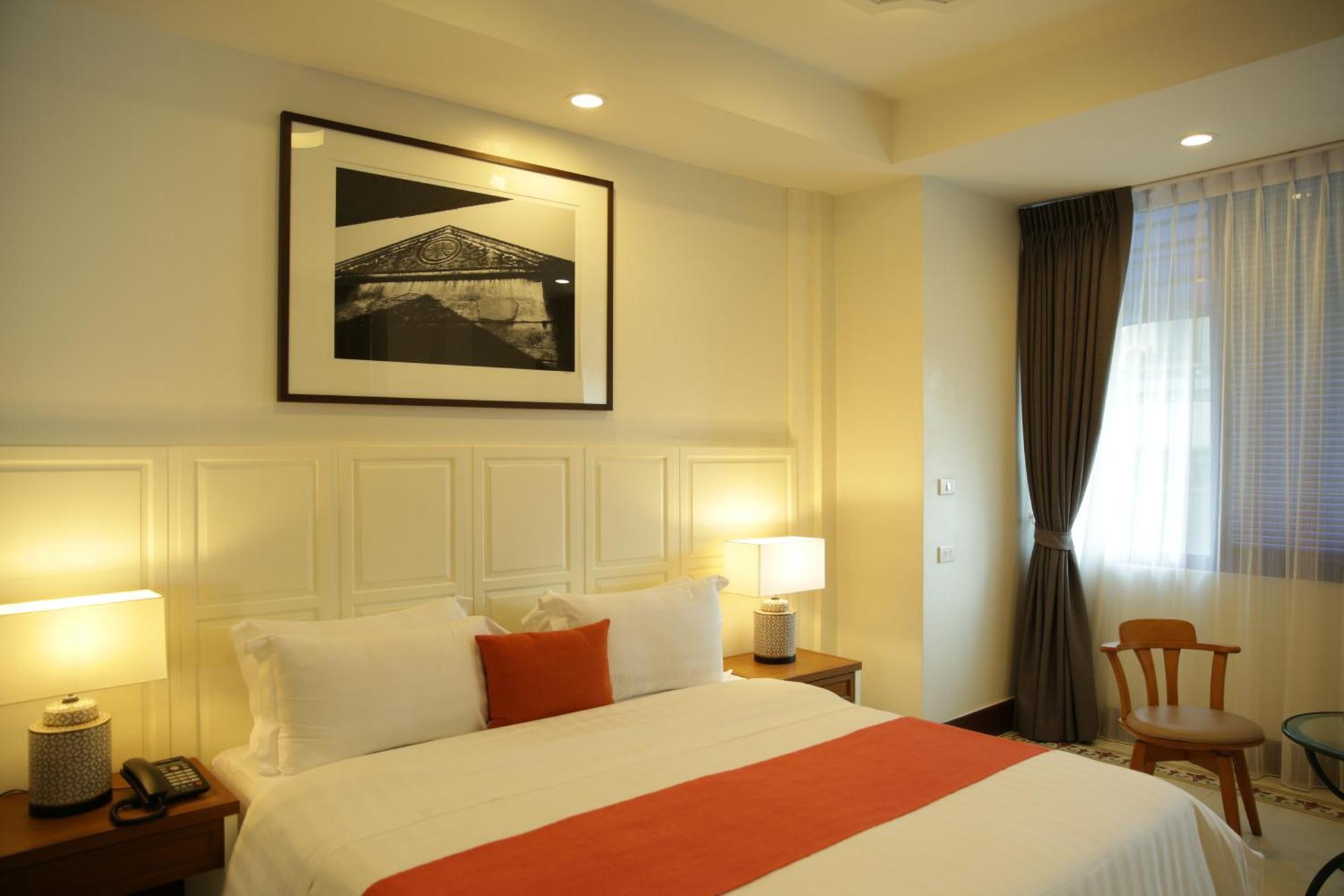 Nandha Hotel Бангкок Номер фото